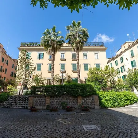 Vaticano St Joseph 3*